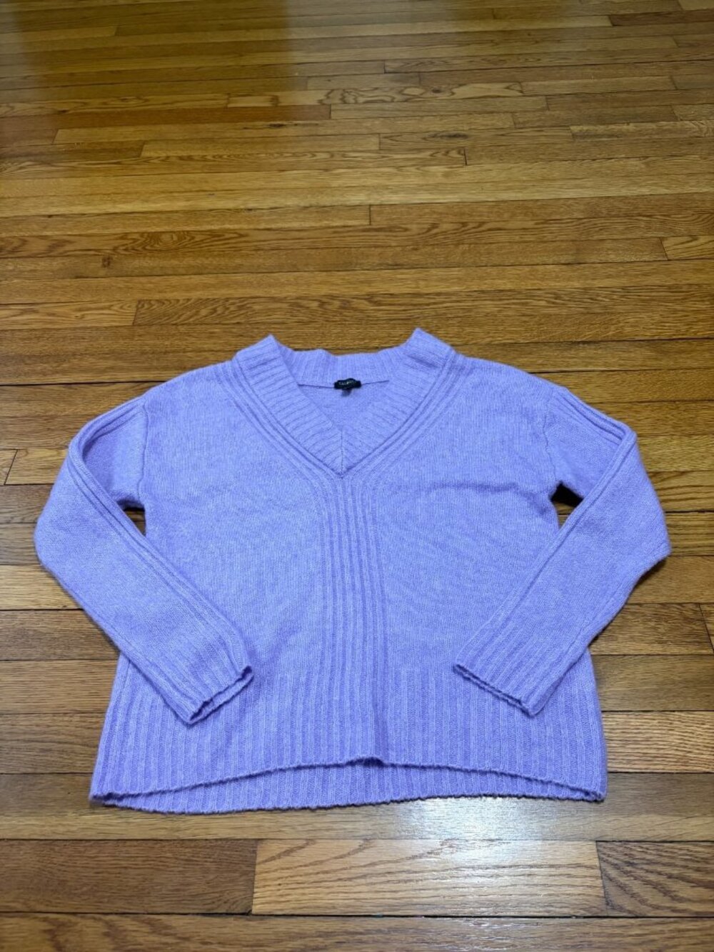 Talbots Sweater Womens Size Small Purple V-Neck Pullover Wool Blend Boxy Cozy